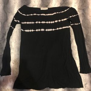 Project Social T size small